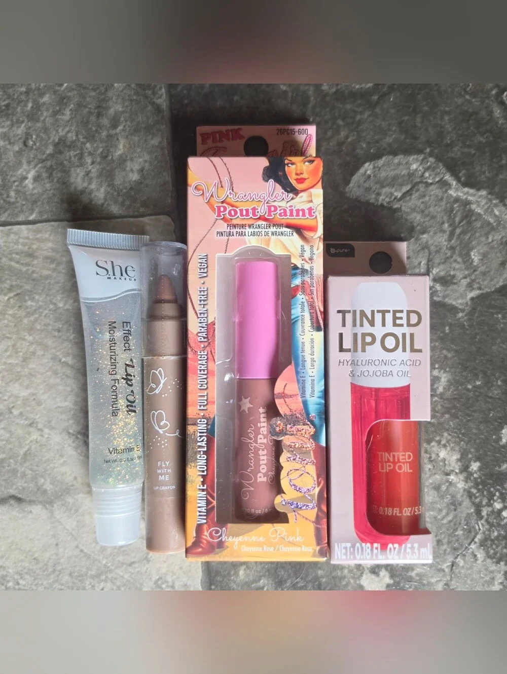 Lip Bundle- Glitter Lip Gloss, Lip Crayon, Ioni Pout Paint + More BNIB